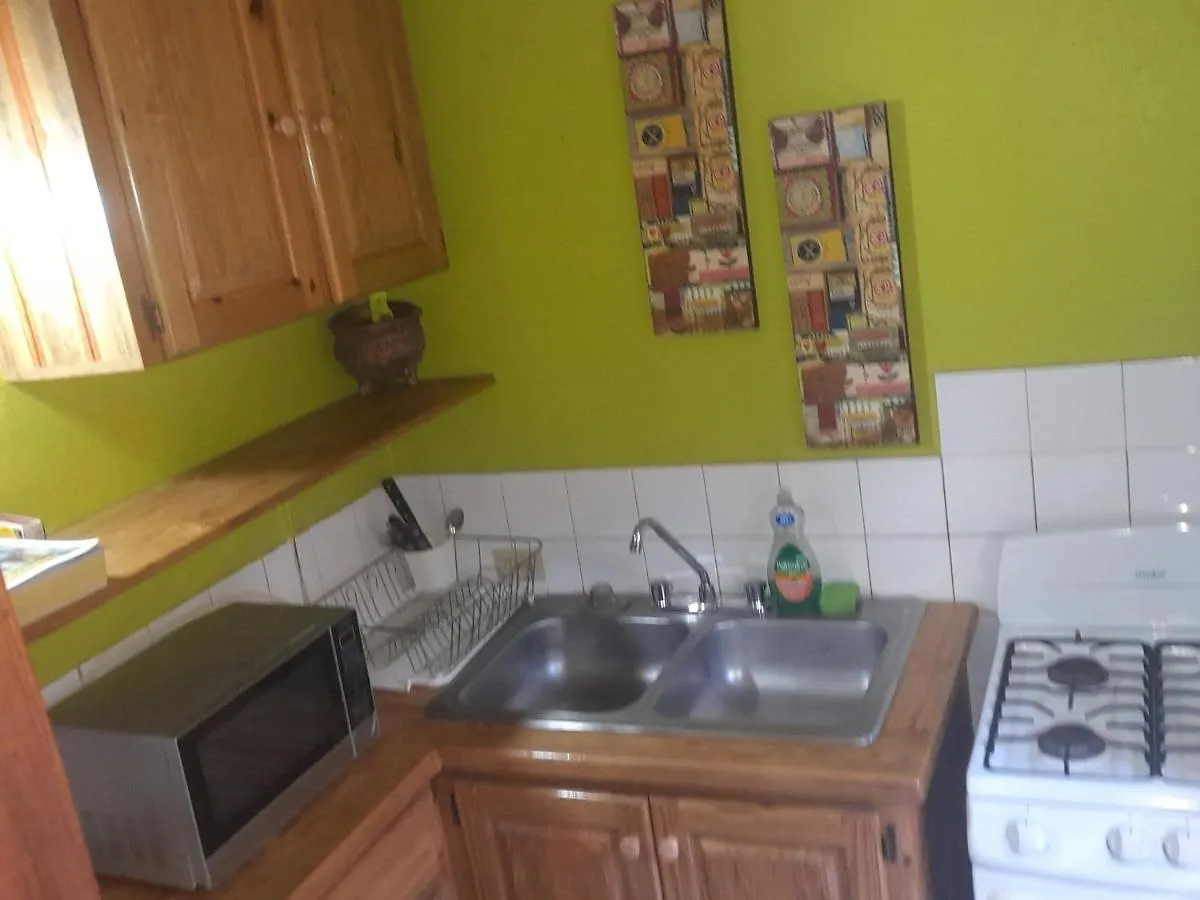 Appartement 11 Glenhope Avenue à Kingston 0*,  Jamaïque