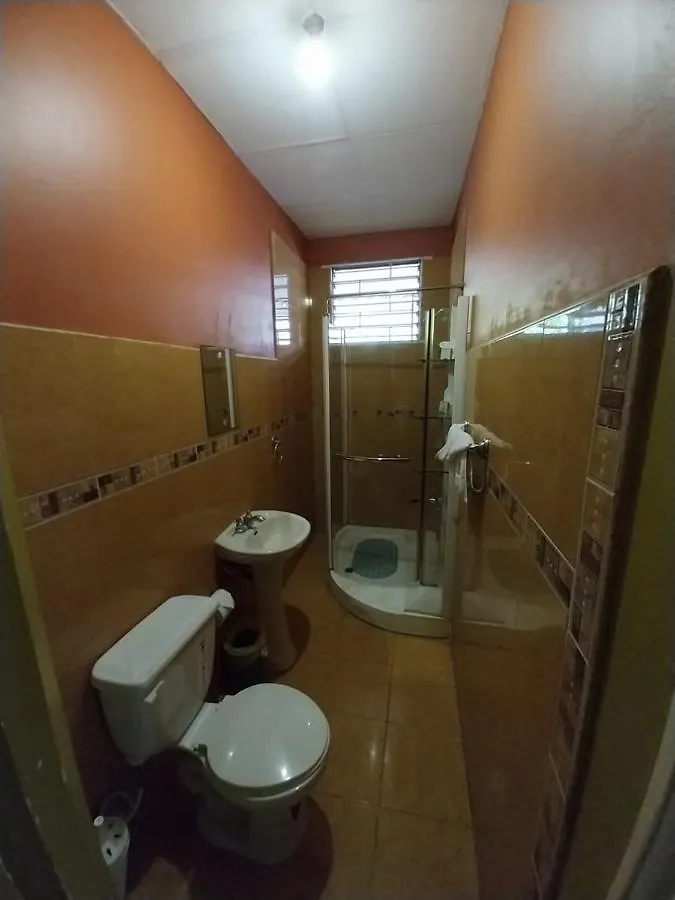Appartement 11 Glenhope Avenue à Kingston 0*,  Jamaïque